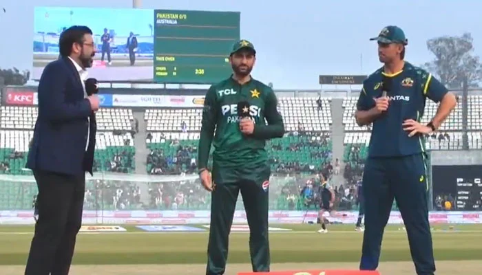 دوسرا ٹی ٹوئنٹی: پاکستان کا آسٹریلیا کیخلاف ٹاس جیت کر پہلے بیٹنگ کا فیصلہ